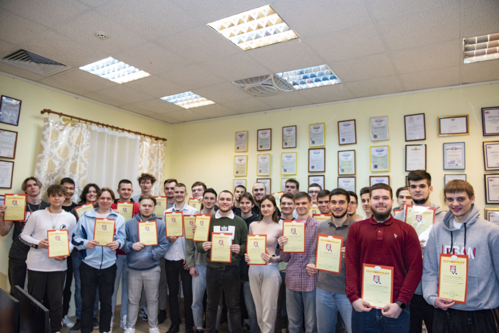 Колледж программирования при финансовом университете. Колледж информатики и программирования. Студенты колледжа. ОКБ САПР. Логотип ОКБ САПР.
